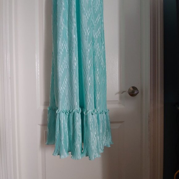 Mary McFadden Collection 1 Grecian Plisse Aqua Full Length Gown Medium - Picture 6 of 16